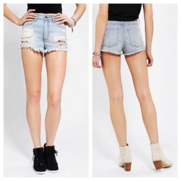 BDG - High Rise Dree Cheeky Distressed Shorts - Picture 1 of 9